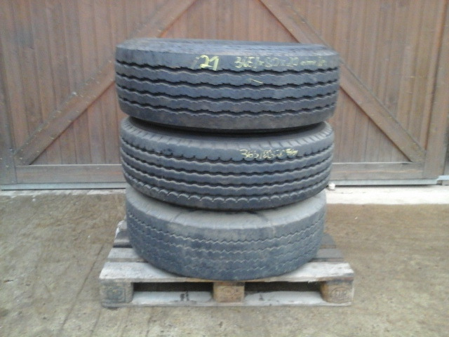 Reifen 365 /80 x 20 - Tire for Truck: picture 1 Reifen 365 /80 x 20 - Tire for Truck: picture 1
