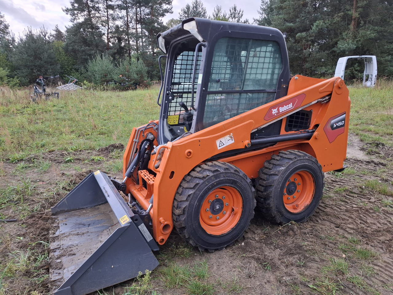 BOBCAT S450 - Skid steer loader: picture 5 BOBCAT S450 - Skid steer loader: picture 5