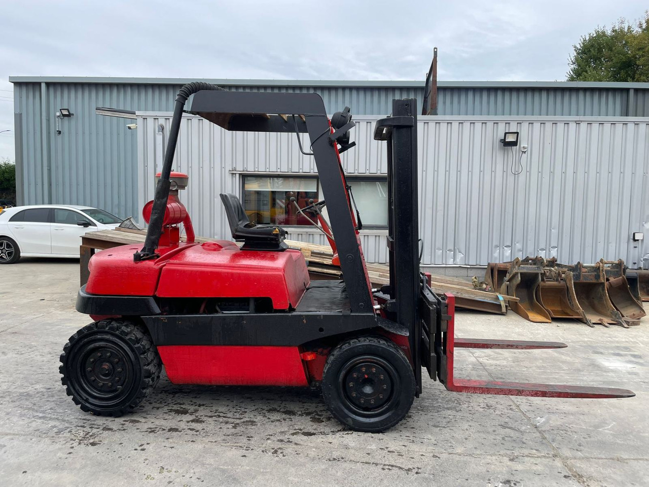 Linde 4 tone - Diesel forklift: picture 4 Linde 4 tone - Diesel forklift: picture 4