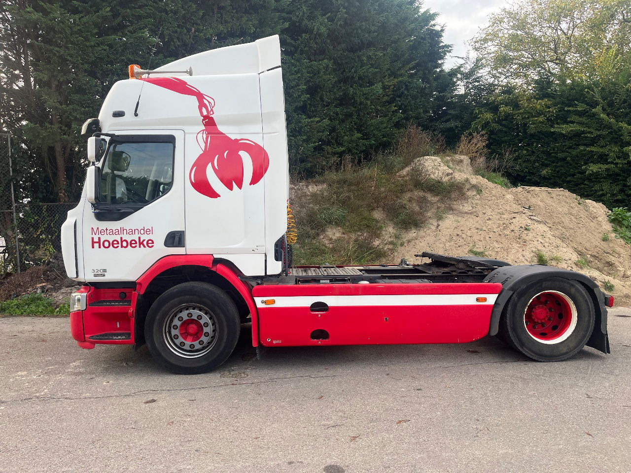 Renault Premium 320 - Tractor truck: picture 2 Renault Premium 320 - Tractor truck: picture 2