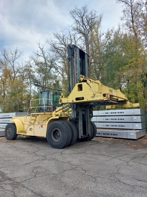 HYSTER H48.00E-16CH - Container handler: picture 1 HYSTER H48.00E-16CH - Container handler: picture 1