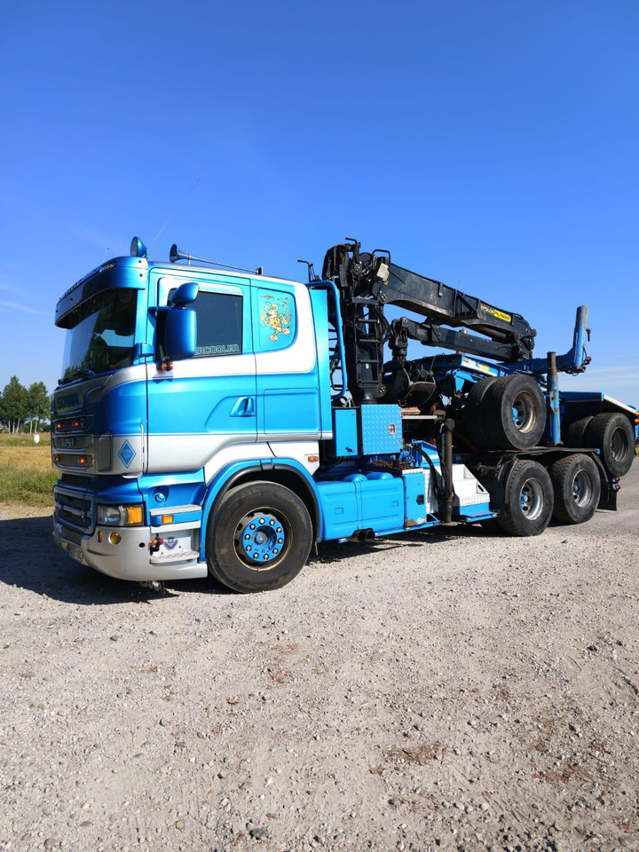 SCANIA R620 V8 - Logging truck, Crane truck: picture 2 SCANIA R620 V8 - Logging truck, Crane truck: picture 2