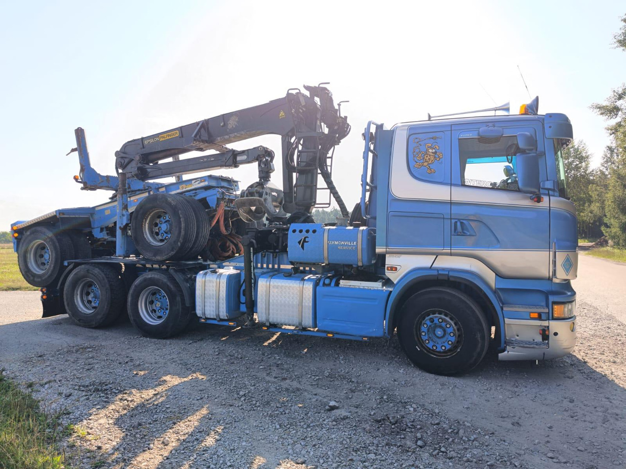 SCANIA R620 V8 - Logging truck, Crane truck: picture 5 SCANIA R620 V8 - Logging truck, Crane truck: picture 5