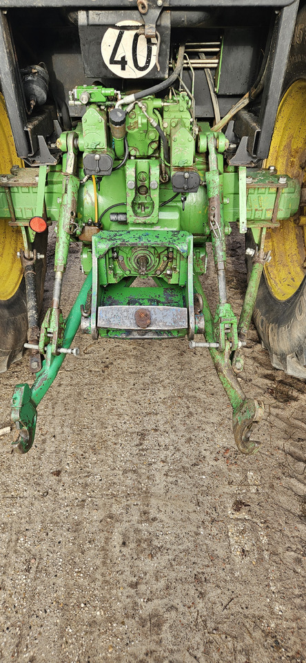 JOHN DEERE 4350 - Farm tractor: picture 5 JOHN DEERE 4350 - Farm tractor: picture 5