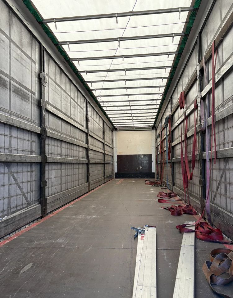 Wielton NS3K - Curtainsider semi-trailer: picture 5 Wielton NS3K - Curtainsider semi-trailer: picture 5