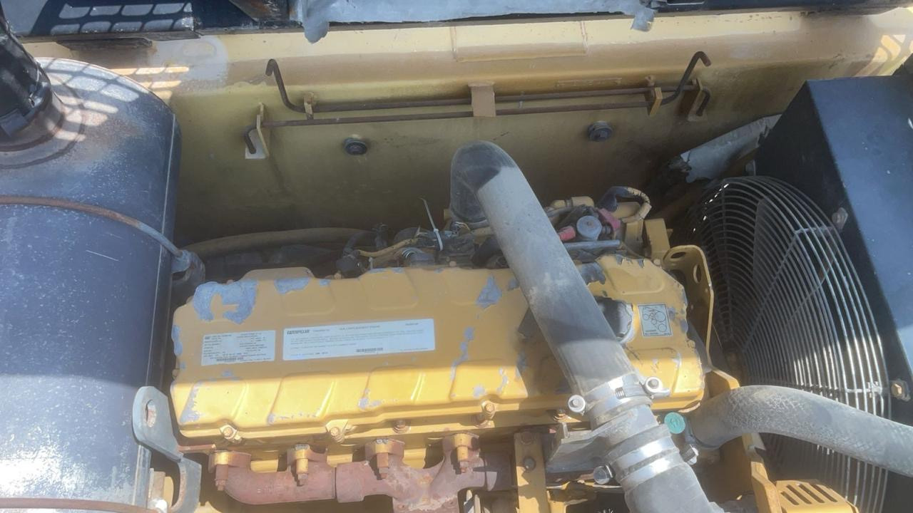 CATERPILLAR 330C - Crawler excavator: picture 3 CATERPILLAR 330C - Crawler excavator: picture 3