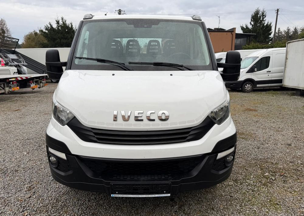 Iveco Daily 70C18 Pomoc drogowa Laweta 2017r Hi-Matic - Tow truck: picture 2 Iveco Daily 70C18 Pomoc drogowa Laweta 2017r Hi-Matic - Tow truck: picture 2
