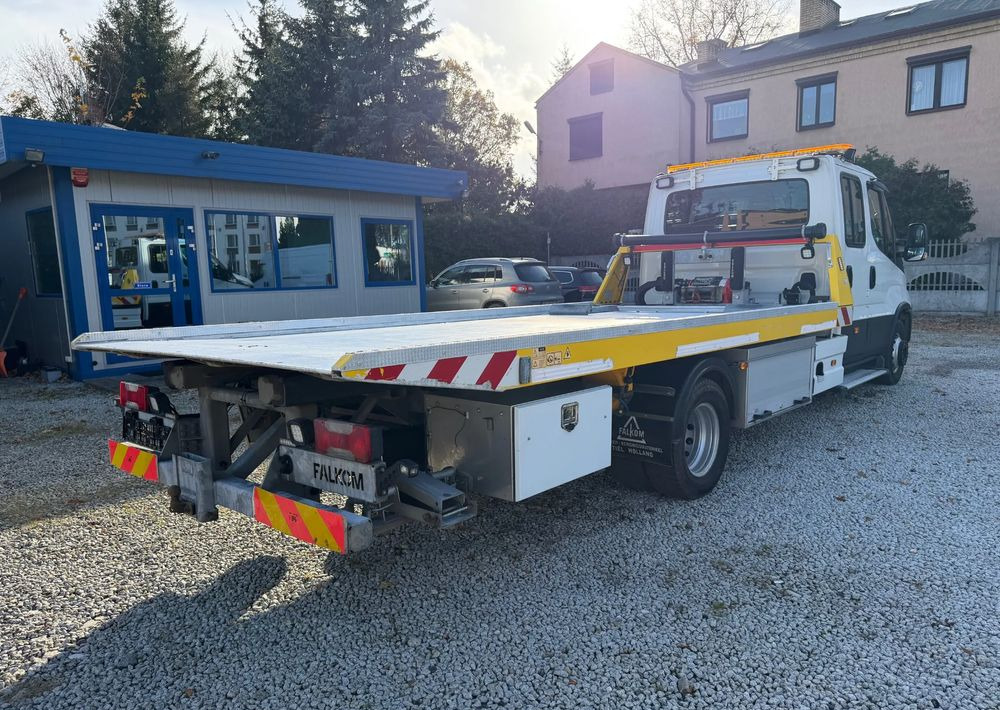 Iveco Daily 70C18 Pomoc drogowa Laweta 2019r Hi-Matic - Tow truck: picture 5 Iveco Daily 70C18 Pomoc drogowa Laweta 2019r Hi-Matic - Tow truck: picture 5