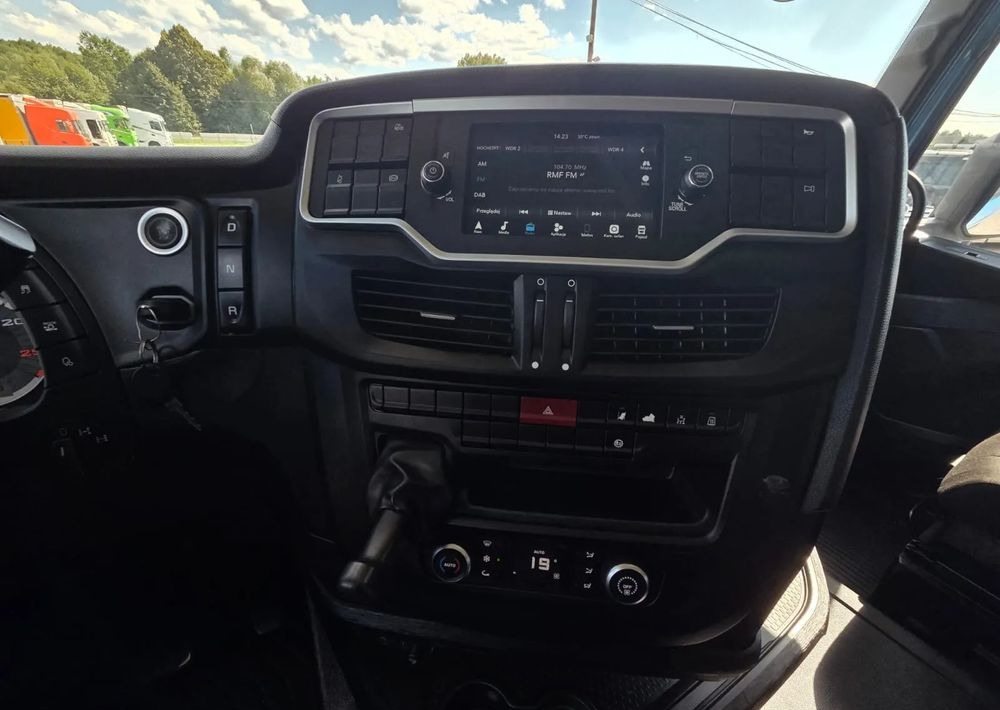 Cab chassis truck Iveco S-WAY: picture 9 Cab chassis truck Iveco S-WAY: picture 9