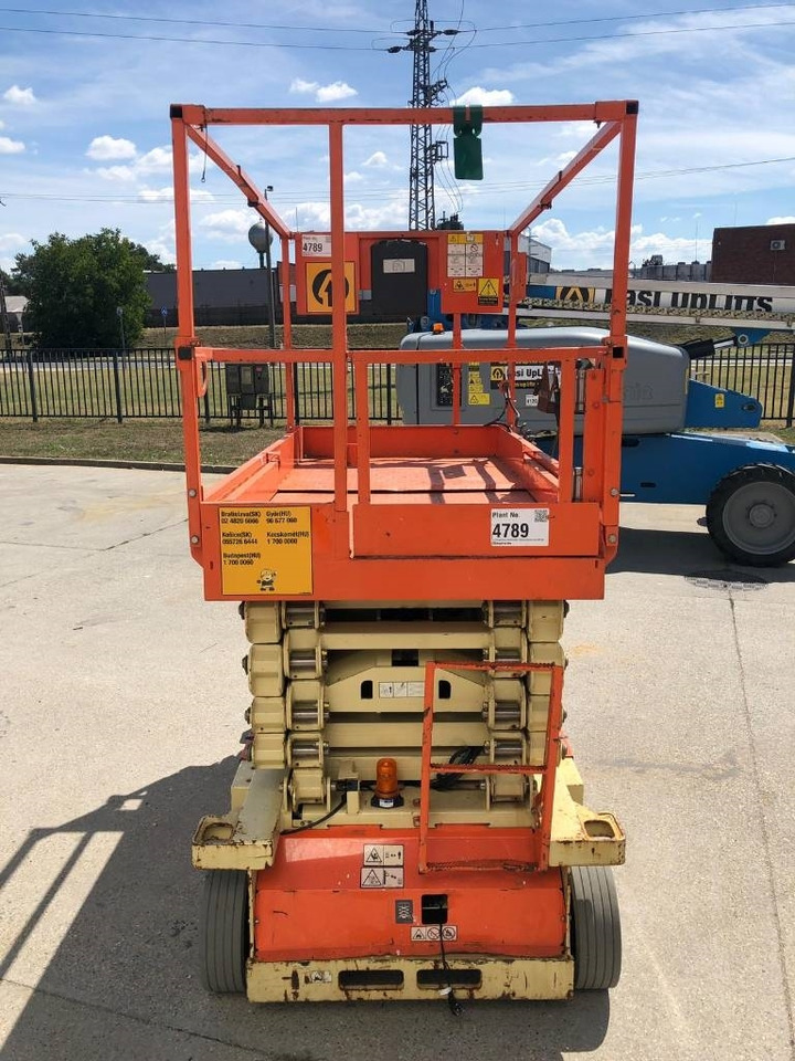 JLG 10 RS - Scissor lift: picture 2 JLG 10 RS - Scissor lift: picture 2