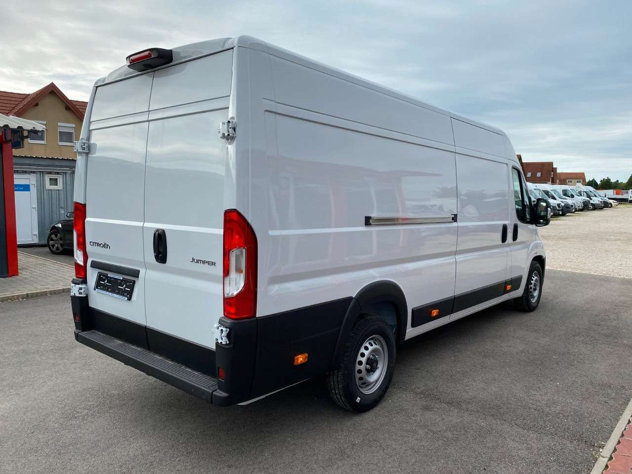 Citroën Jumper Kasten Hochraum 35 L4H2 Heavy BlueHDi 180 - Refrigerated delivery van: picture 4 Citroën Jumper Kasten Hochraum 35 L4H2 Heavy BlueHDi 180 - Refrigerated delivery van: picture 4