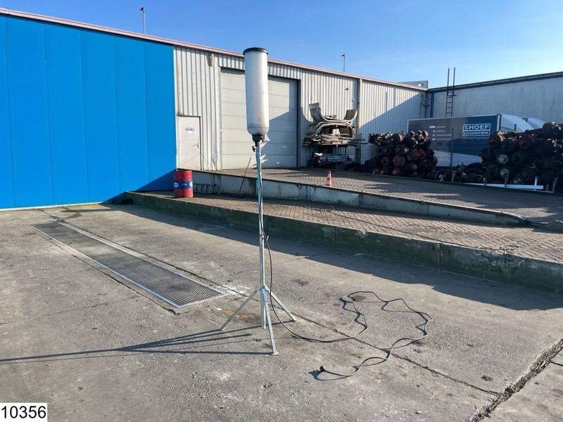 ELC Lumaphore LED, IP65, transport case - Construction machinery: picture 4 ELC Lumaphore LED, IP65, transport case - Construction machinery: picture 4