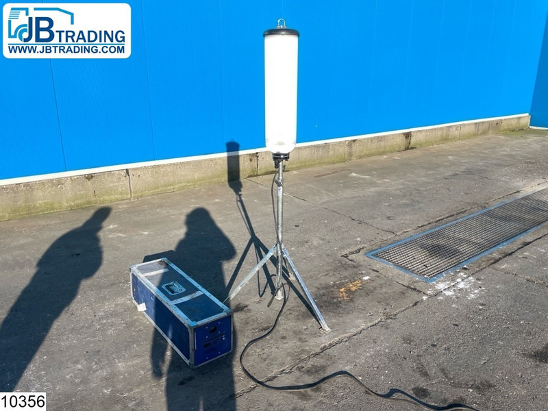 ELC Lumaphore LED, IP65, transport case - Construction machinery: picture 1 ELC Lumaphore LED, IP65, transport case - Construction machinery: picture 1