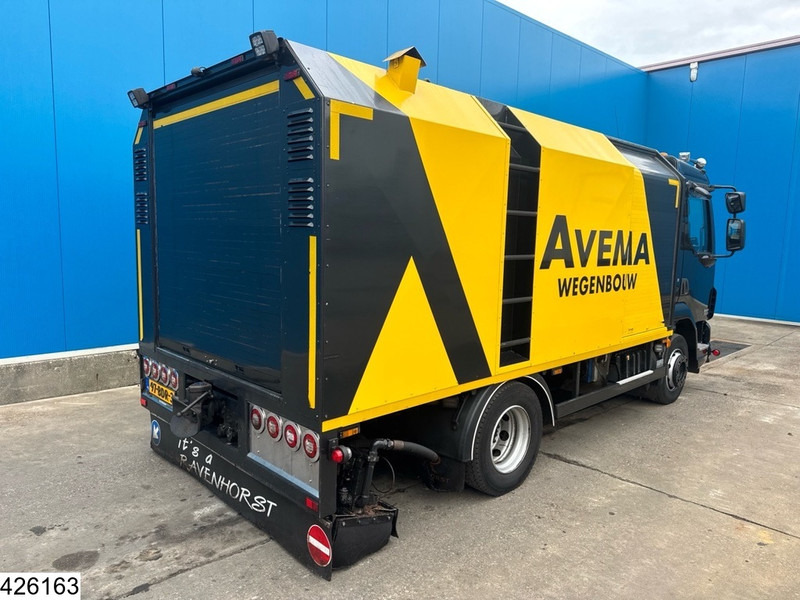 DAF LF45 250 EURO 5, Manual, Bitumen sprayer - Tanker truck: picture 2 DAF LF45 250 EURO 5, Manual, Bitumen sprayer - Tanker truck: picture 2