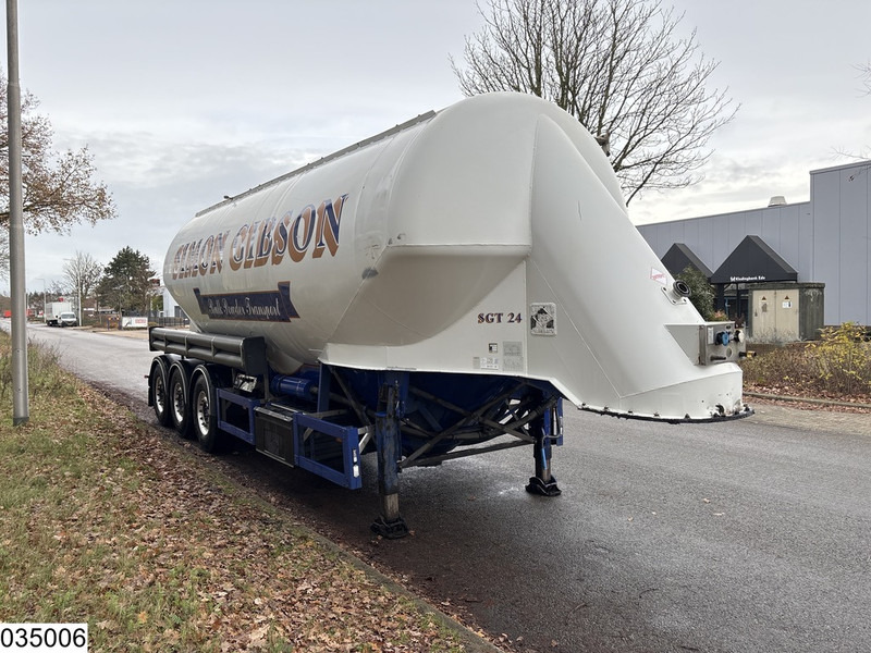 Feldbinder Silo 40.000 Liter - Tanker semi-trailer: picture 4 Feldbinder Silo 40.000 Liter - Tanker semi-trailer: picture 4