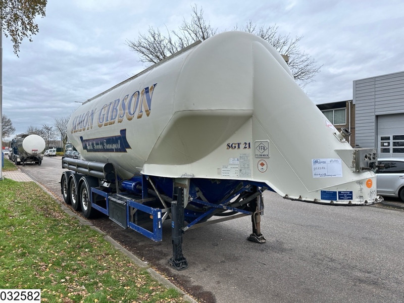 Feldbinder Silo 40.000 Liter - Tanker semi-trailer: picture 3 Feldbinder Silo 40.000 Liter - Tanker semi-trailer: picture 3