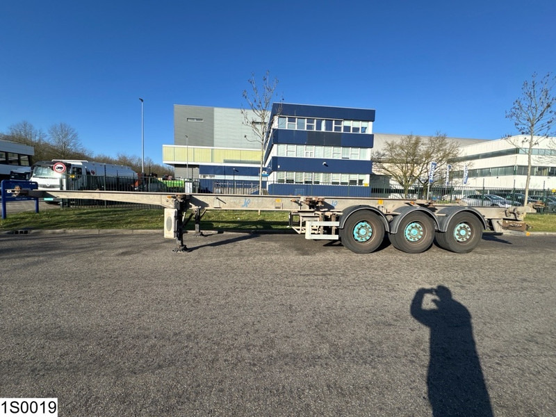 Fruehauf Chassis Extendable, 20 / 30 / 40 / 45ft - Container transporter/ Swap body semi-trailer: picture 2 Fruehauf Chassis Extendable, 20 / 30 / 40 / 45ft - Container transporter/ Swap body semi-trailer: picture 2