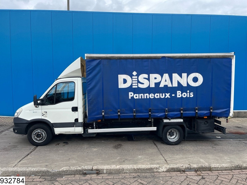 Iveco Daily Daily 65C14 EURO 5 EEV, CNG, Manual - Curtain side van: picture 3 Iveco Daily Daily 65C14 EURO 5 EEV, CNG, Manual - Curtain side van: picture 3