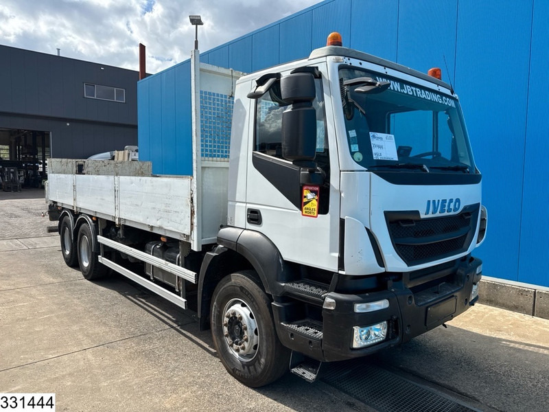 Iveco Trakker 360 6X4, EURO 6, Steel suspension - Dropside/ Flatbed truck: picture 3 Iveco Trakker 360 6X4, EURO 6, Steel suspension - Dropside/ Flatbed truck: picture 3