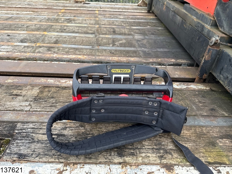 Dropside/ Flatbed semi-trailer Lecitrailer open laadbak Palfinger PK15500, Remote: picture 12 Dropside/ Flatbed semi-trailer Lecitrailer open laadbak Palfinger PK15500, Remote: picture 12