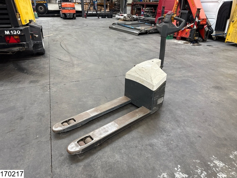 Leva LPEPT1.5 1500 KG, Electric - Electric forklift: picture 2 Leva LPEPT1.5 1500 KG, Electric - Electric forklift: picture 2