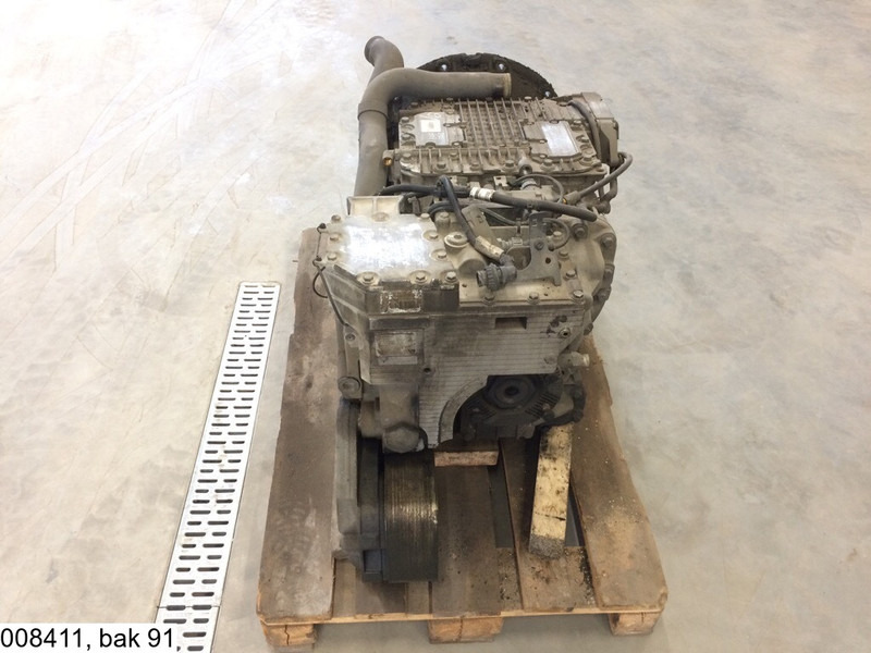 Renault AT2412C, I shift, Automatic, Retarder - Gearbox: picture 2 Renault AT2412C, I shift, Automatic, Retarder - Gearbox: picture 2