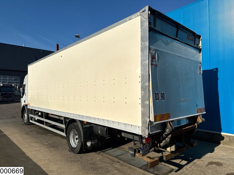Renault D 19 320 EURO 6, Palfinger - Box truck: picture 4 Renault D 19 320 EURO 6, Palfinger - Box truck: picture 4
