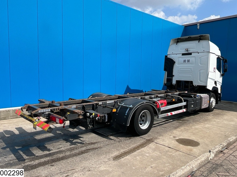 Renault T 460 EURO 6 - Container transporter/ Swap body truck: picture 3 Renault T 460 EURO 6 - Container transporter/ Swap body truck: picture 3