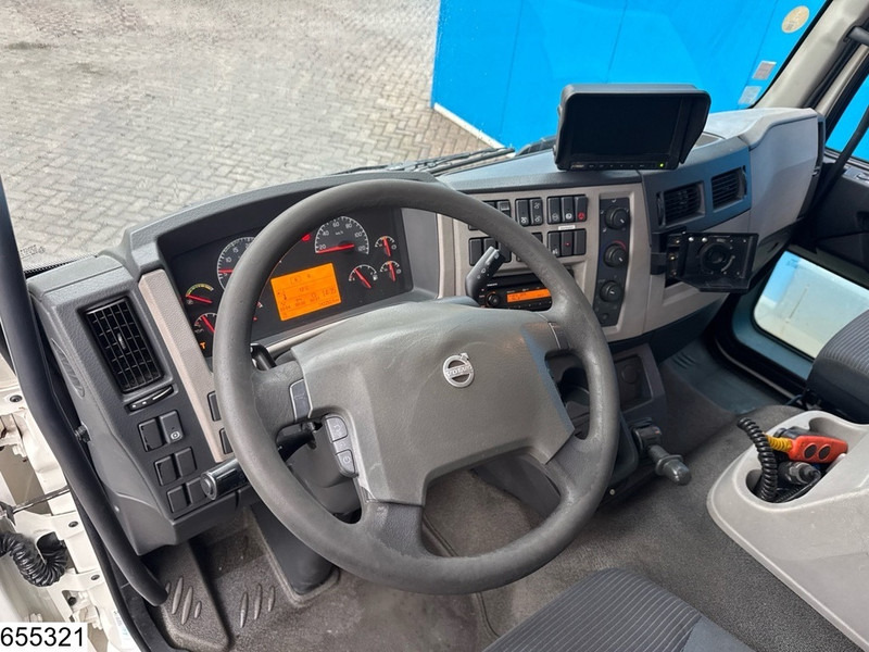 Volvo FL 240 EURO 5, Carrier, Dhollandia - Refrigerator truck: picture 5 Volvo FL 240 EURO 5, Carrier, Dhollandia - Refrigerator truck: picture 5