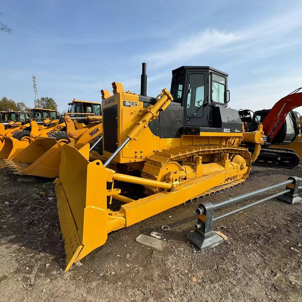 SHANTUI Equipped With Heavy Blade & Ripper For Dozing & Ripping ,high quality,second hand, low working hoursSD22 - Bulldozer: picture 3 SHANTUI Equipped With Heavy Blade & Ripper For Dozing & Ripping ,high quality,second hand, low working hoursSD22 - Bulldozer: picture 3