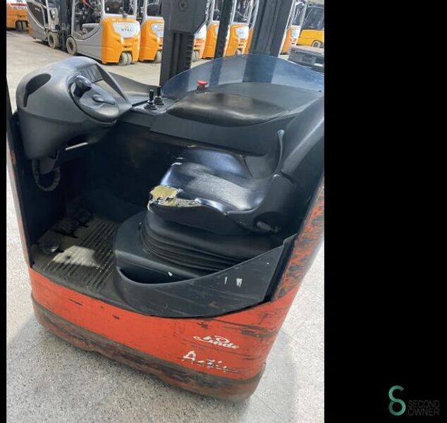 Linde R16 - Reach truck: picture 2 Linde R16 - Reach truck: picture 2