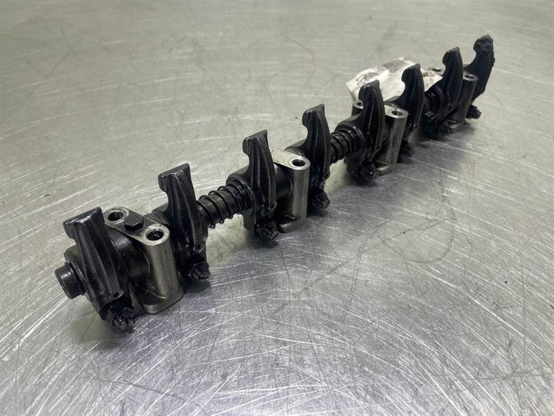 Ahlmann AS900-Cummins B3.3T-Rocker arm assembly - Engine for Construction machinery: picture 3 Ahlmann AS900-Cummins B3.3T-Rocker arm assembly - Engine for Construction machinery: picture 3