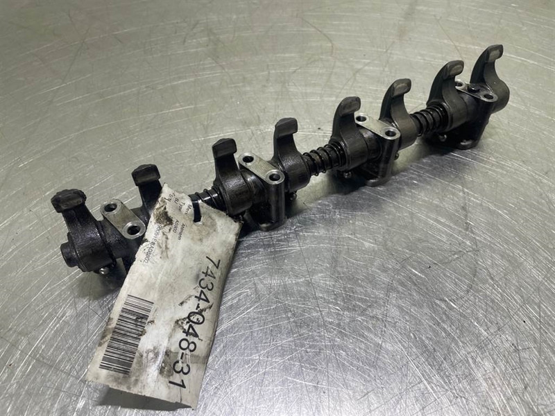 Ahlmann AS900-Cummins B3.3T-Rocker arm assembly - Engine for Construction machinery: picture 1 Ahlmann AS900-Cummins B3.3T-Rocker arm assembly - Engine for Construction machinery: picture 1