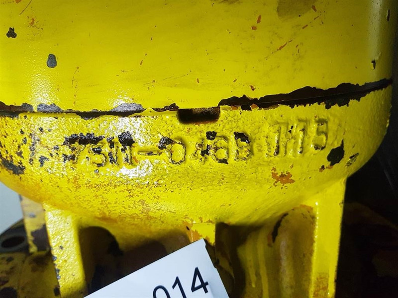 Case -Komatsu 7511-046B-Swing motor/Schwenk-/Zwenkmotor - Hydraulics for Construction machinery: picture 5 Case -Komatsu 7511-046B-Swing motor/Schwenk-/Zwenkmotor - Hydraulics for Construction machinery: picture 5