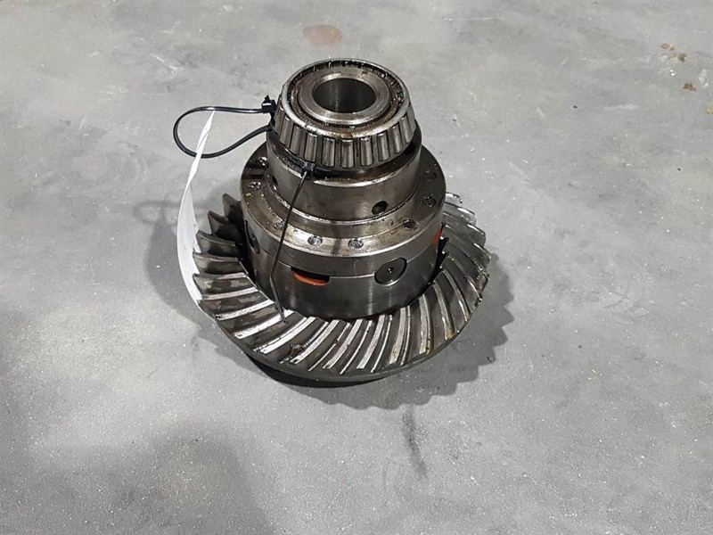 Kramer 880-Carraro 26.28M-641865/150157-Differential - Axle and parts for Construction machinery: picture 1 Kramer 880-Carraro 26.28M-641865/150157-Differential - Axle and parts for Construction machinery: picture 1