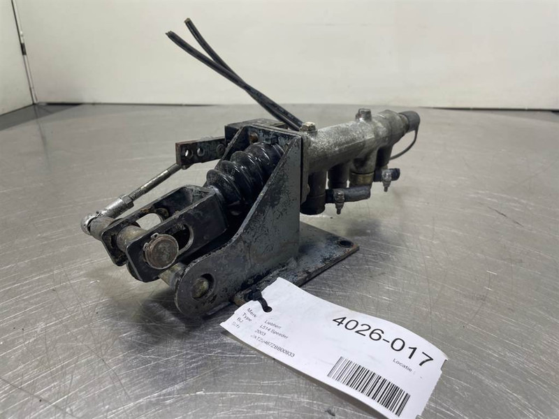 Liebherr L514-7621940-Brake cylinder/Bremszylinder - Brake parts for Construction machinery: picture 3 Liebherr L514-7621940-Brake cylinder/Bremszylinder - Brake parts for Construction machinery: picture 3