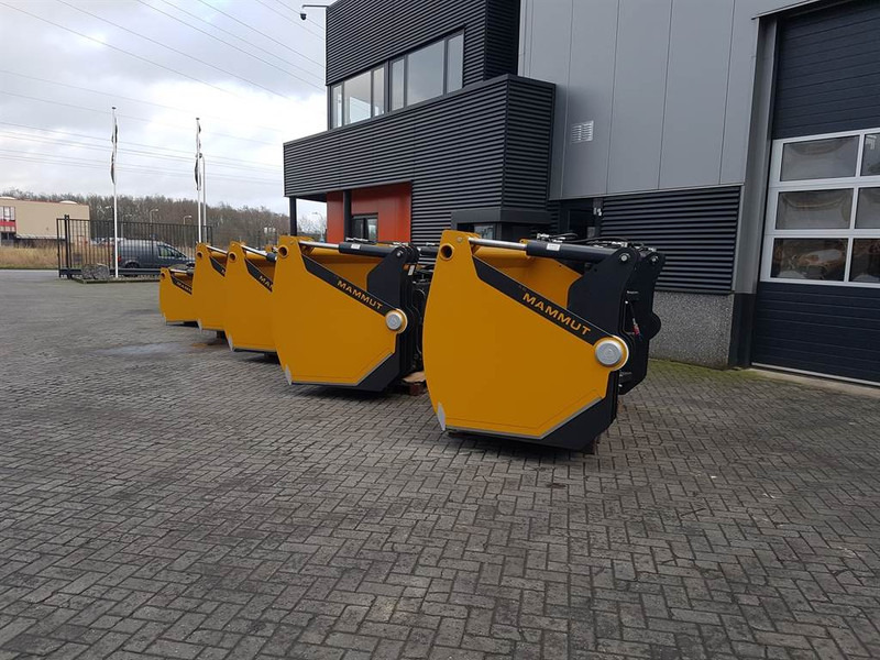 MAMMUT - Silage blockcutter/Silageschneider/Kuilhapper - Silage equipment: picture 3 MAMMUT - Silage blockcutter/Silageschneider/Kuilhapper - Silage equipment: picture 3