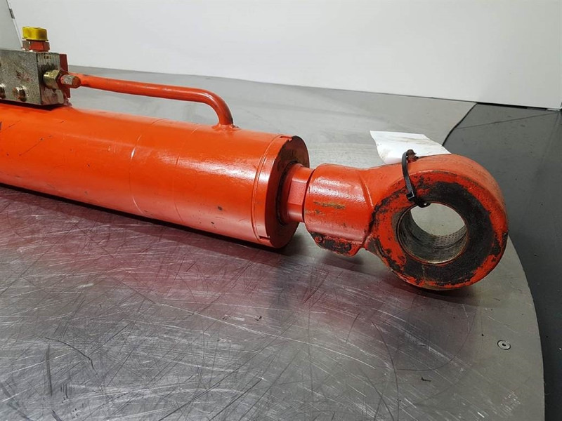 Manitou MT1233ST-224933-Lifting cylinder/Zylinder/Cilinder - Hydraulics: picture 3 Manitou MT1233ST-224933-Lifting cylinder/Zylinder/Cilinder - Hydraulics: picture 3