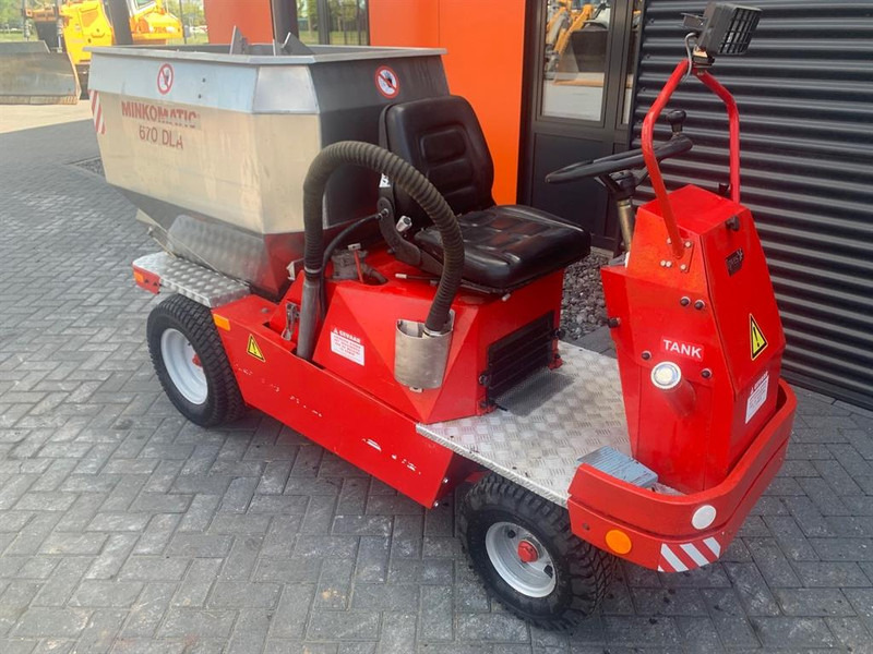 NORCAR MINKOMATIC 670 DLA - Livestock equipment: picture 1 NORCAR MINKOMATIC 670 DLA - Livestock equipment: picture 1