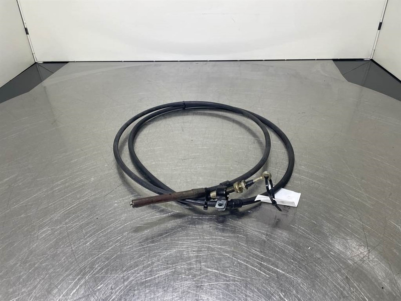 Schaeff SKL834-0461527025/6451371000-Handbrake cable - Frame/ Chassis for Construction machinery: picture 2 Schaeff SKL834-0461527025/6451371000-Handbrake cable - Frame/ Chassis for Construction machinery: picture 2