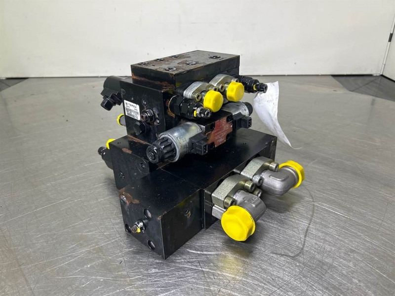 Terex TW150-6063576/6063734-Valve/Ventile/Ventiel - Hydraulics for Construction machinery: picture 1 Terex TW150-6063576/6063734-Valve/Ventile/Ventiel - Hydraulics for Construction machinery: picture 1
