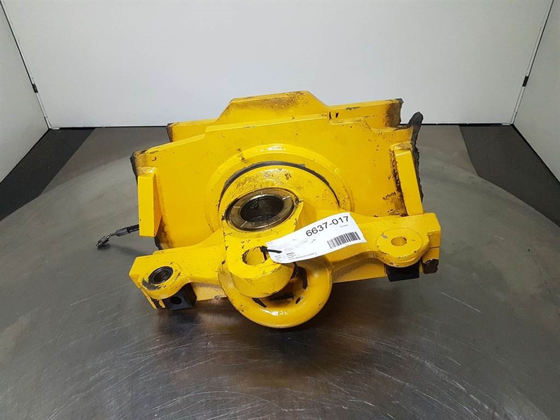 Volvo L30G-ZM2815785-Articulation/Knickgelenke/Knikstuk - Frame/ Chassis for Construction machinery: picture 1 Volvo L30G-ZM2815785-Articulation/Knickgelenke/Knikstuk - Frame/ Chassis for Construction machinery: picture 1