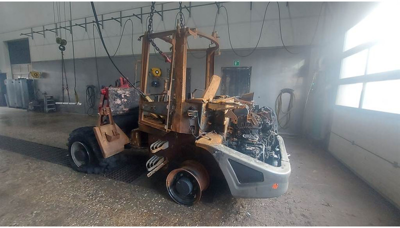 Yanmar V70 Speeder - (For parts) - Wheel loader: picture 4 Yanmar V70 Speeder - (For parts) - Wheel loader: picture 4