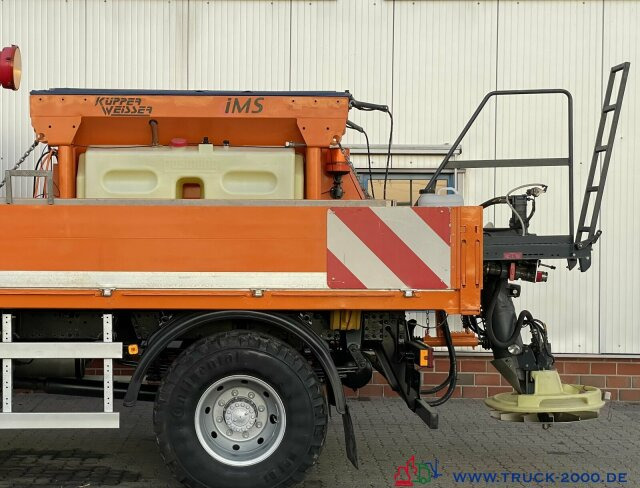 Sand/ Salt spreader for Utility/ Special vehicle 2m3 Winter Feuchtsalzstreuer Außenradantrieb: picture 9