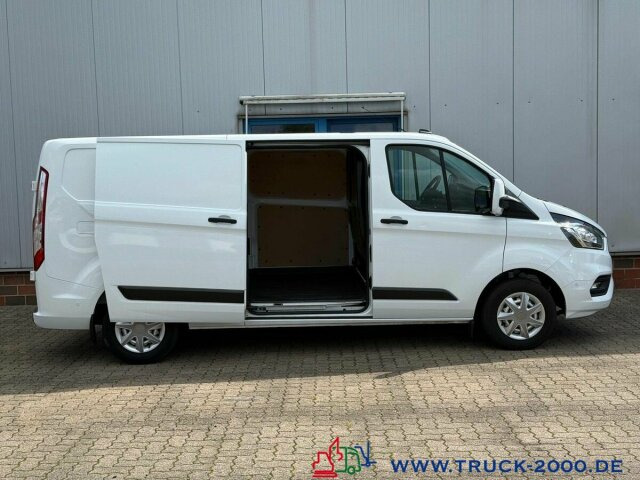 Ford Transit Custom Lang Trend 3Sitzer + Klima + DAB - Small van: picture 3 Ford Transit Custom Lang Trend 3Sitzer + Klima + DAB - Small van: picture 3