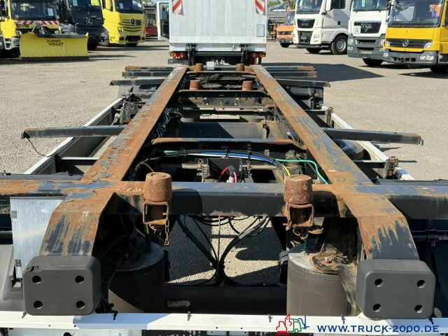 Krone AZ18 Box Carrier - Luft - BPW Achsen - Container transporter/ Swap body trailer: picture 3 Krone AZ18 Box Carrier - Luft - BPW Achsen - Container transporter/ Swap body trailer: picture 3