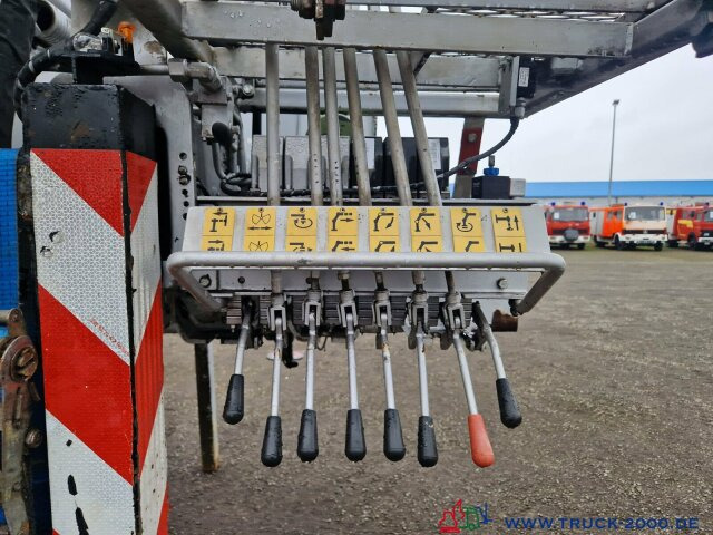 Meiller 3. S. Kipper Wechselaufbau MKG Kran HLK 66 leasing Meiller 3. S. Kipper Wechselaufbau MKG Kran HLK 66: picture 14
