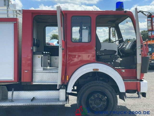 Mercedes-Benz LK 1222 4x4 Ziegler Feuerwehr 1620 L.Tank +Pumpe - Box truck: picture 4 Mercedes-Benz LK 1222 4x4 Ziegler Feuerwehr 1620 L.Tank +Pumpe - Box truck: picture 4