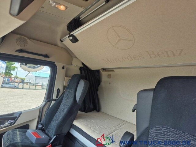 Mercedes-Benz Actros 1846 Giga Space Retarder 2 Betten - Tractor truck: picture 2 Mercedes-Benz Actros 1846 Giga Space Retarder 2 Betten - Tractor truck: picture 2