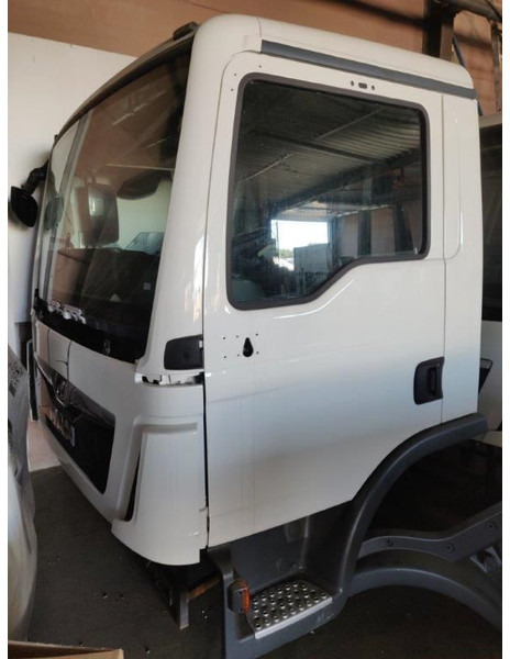 MAN Cabine TGL Euro6 - Cab and interior for Truck: picture 1 MAN Cabine TGL Euro6 - Cab and interior for Truck: picture 1